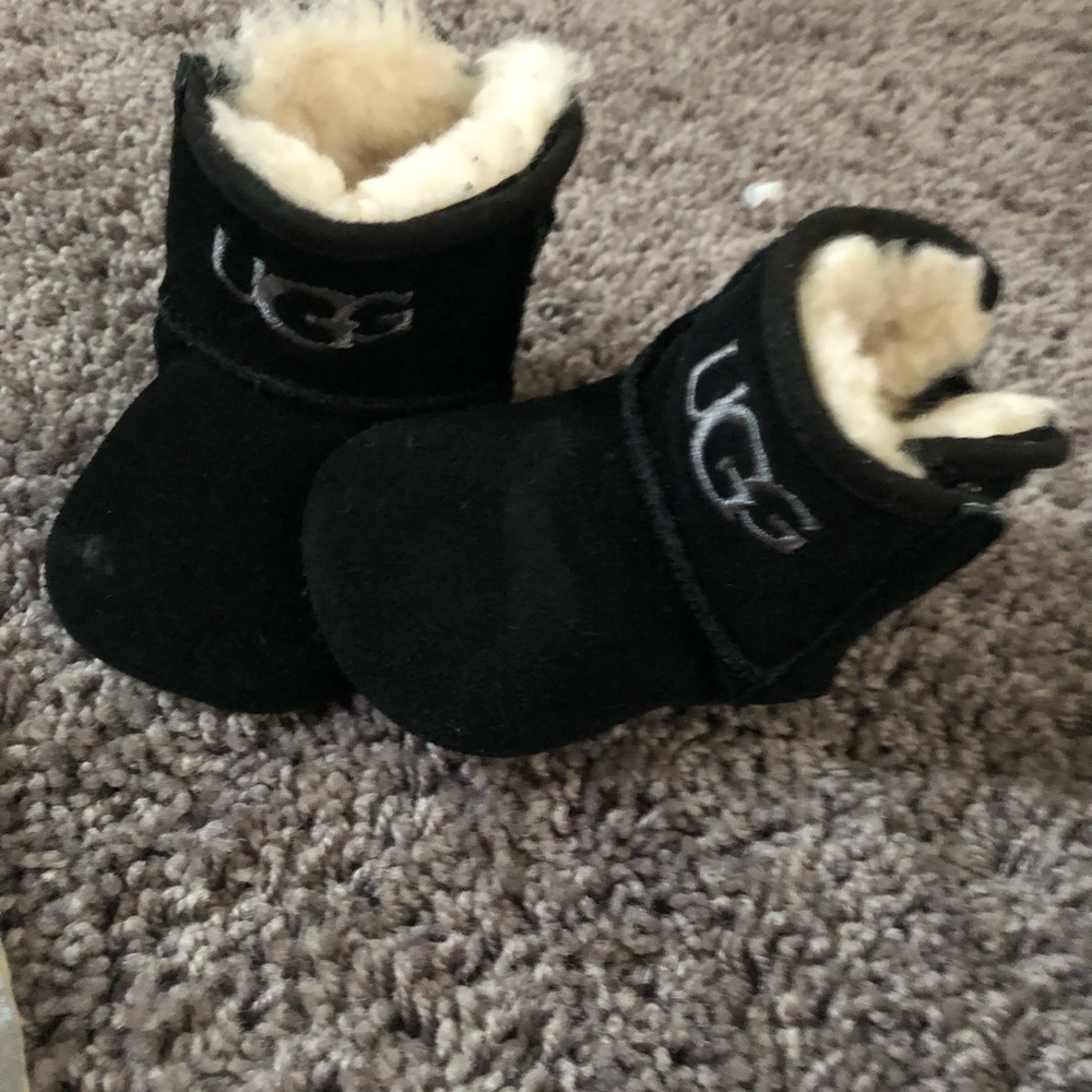 Infant uggs